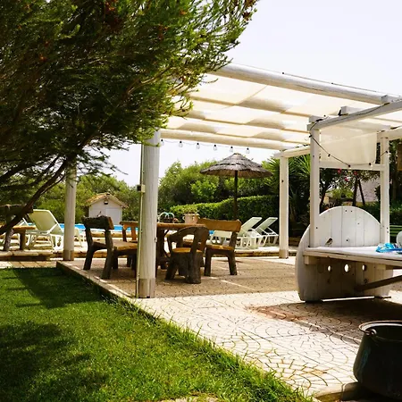 Chanel Bellissima Con Piscina Immersa Nella Valle D'itria Villa *